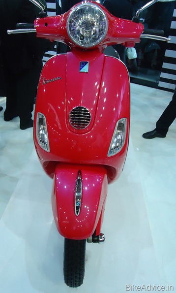 Vespa Scooter 2012 Review