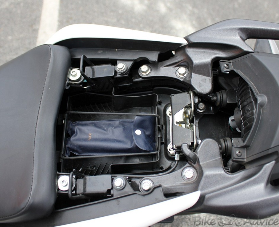 Autofarm  Honda CBR150R 2012 Road Test and Review
