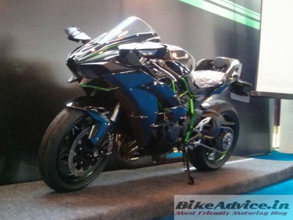 Kawasaki Ninja H2 Launched in India; Price, Pics, Features