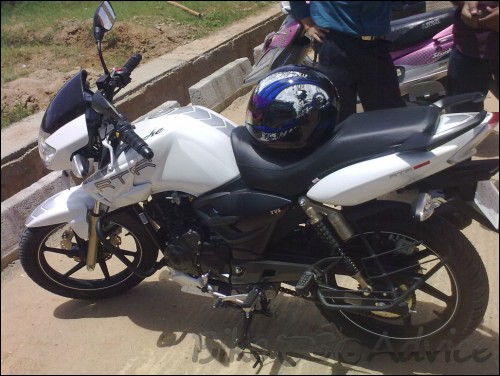 Tvs Apache Rtr 180 Review By Sharath Bikeadvice In