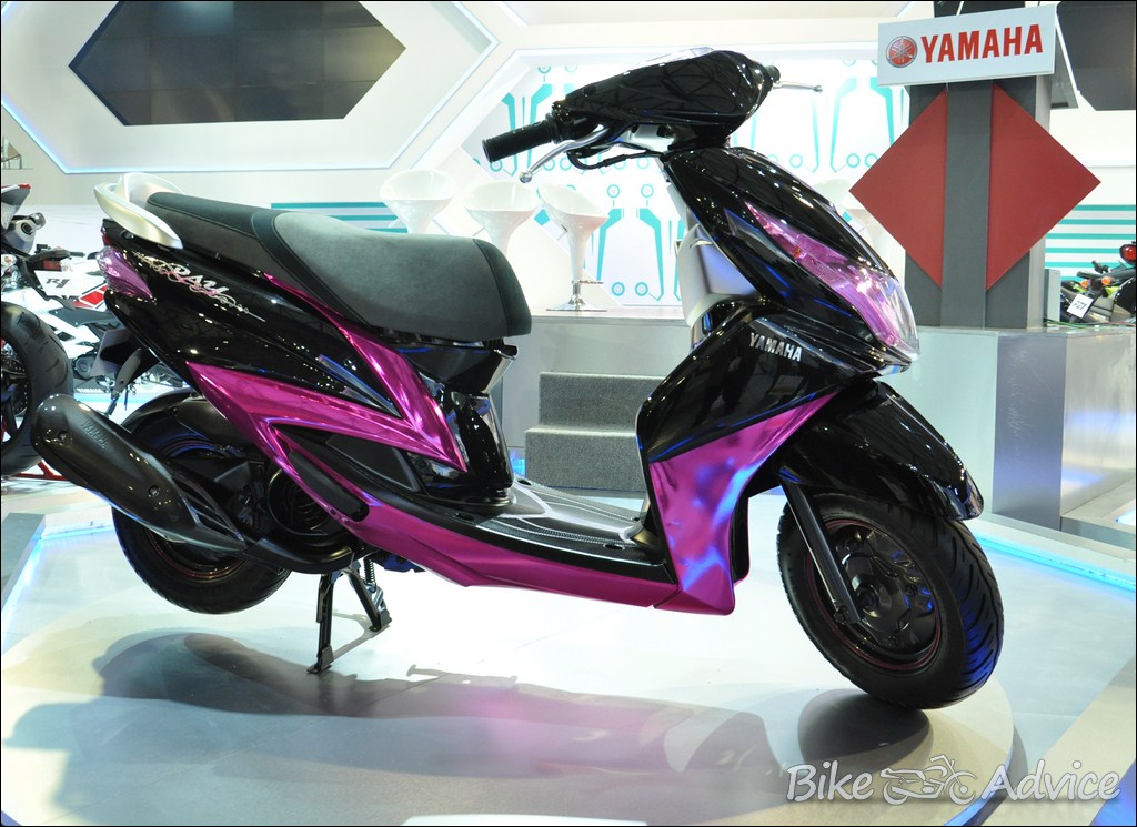 Yamaha Unveils Scooter Prototype Ray At The Auto Expo 2012 Bikeadvice In