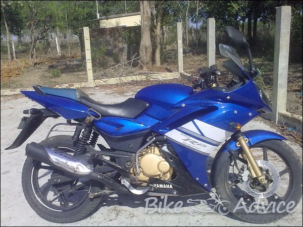 Bajaj Pulsar With R15 S Looks Modifications Done For Rs 15 000