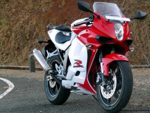 Hyosung GT250R review BikeAdvice