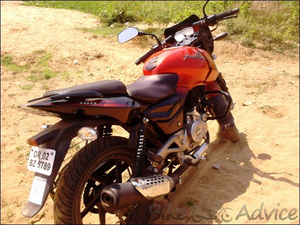 Bajaj Pulsar 180cc Ownership Review by BishakhFlynn bikeadvice in (12)