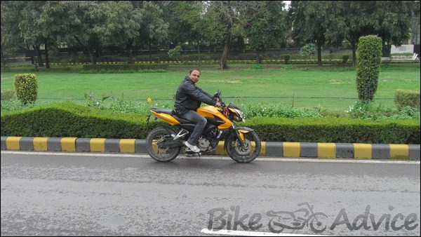 Bajaj Pulsar 200 NS Ownership Reveiw by Rajesh Kumar bikeadvice in (2)