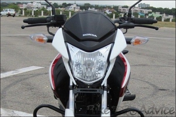Honda CB Unicorn Dazzler Deluxe Ownership Review By Daivik bikeadvice in (11)