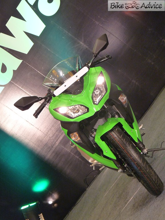 Kawasaki-Ninja-300 (24)