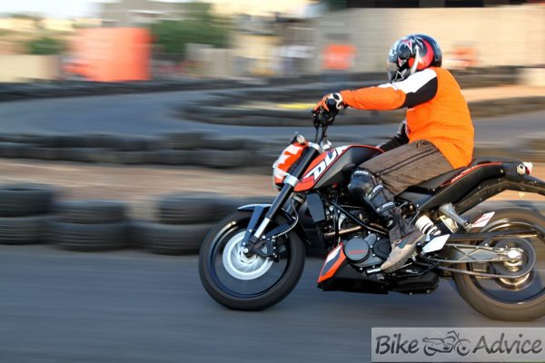 KTM-Duke-Orange-Day-Pune (8)