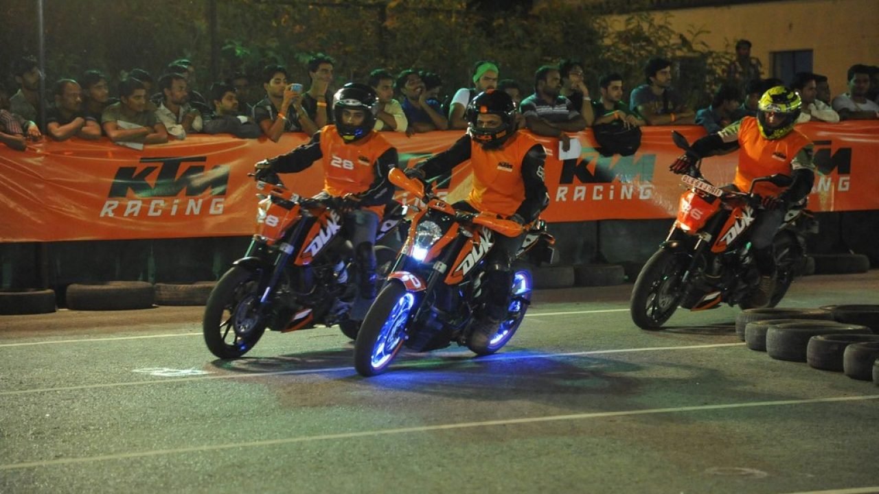 Third Orange Day in Delhi by KTM [Photo 