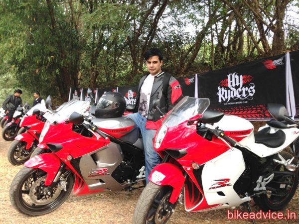 Hyosung-GT-250R-Review-Pic (16)