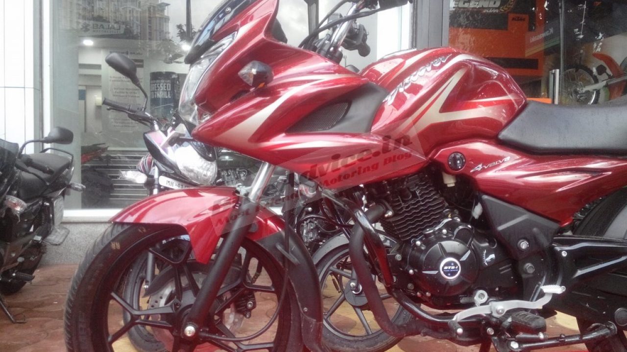 Faired Discover 150f Spied At Dealership Launch Very Soon