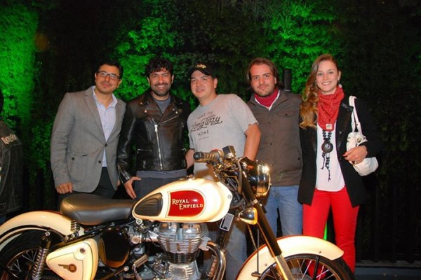 Royal-Enfield-Columbia-Classic