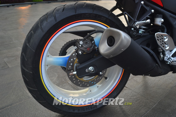 Modified-Yamaha-R25-Indonesia-tyre