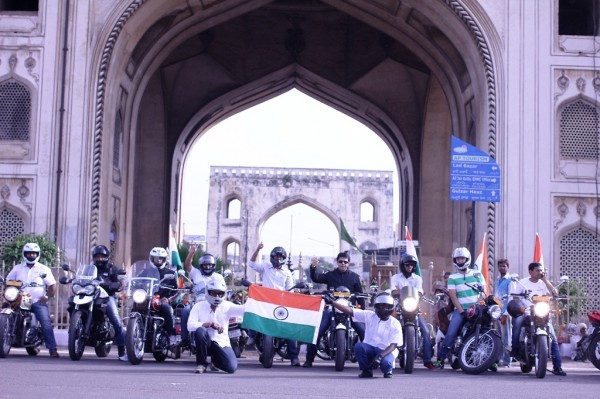 Triumph-Riders-Independence-Day-Ride (1)