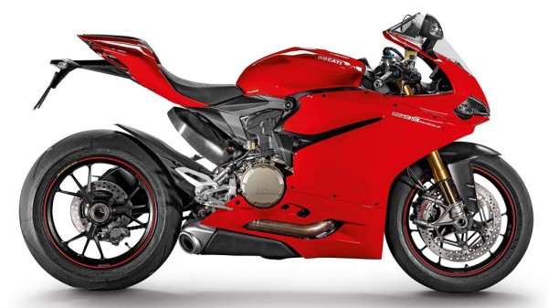 New-2015-Ducati-1299-Panigale-Official-Pics-side