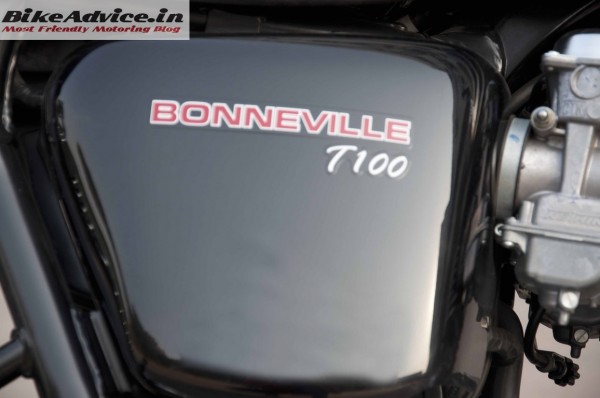 Triumph-Bonneville-India-test-ride-review-pics-logo