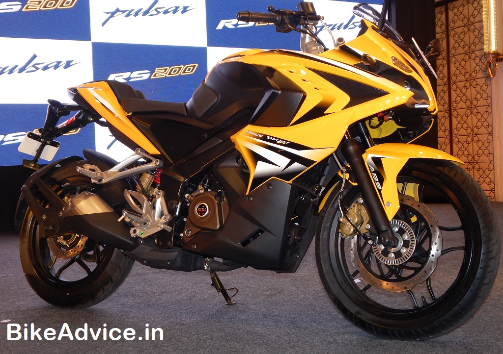 New Pulsar Rs200 Hits 1 000 Bookings In First 7 Days