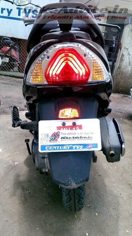 New-2014-TVS-Wego-Red-Pic-tail-lamp