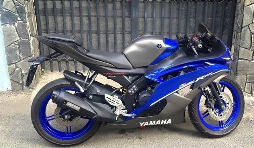 Yamaha R15 modified to R6 BikeAdvice in