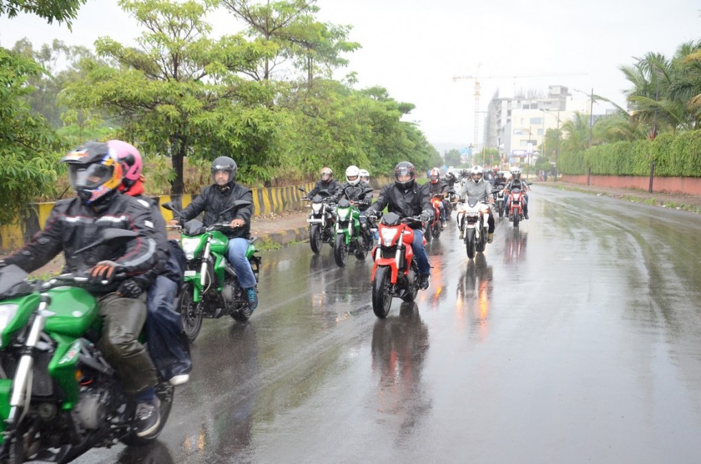 DSK Benelli Riders on Road -1