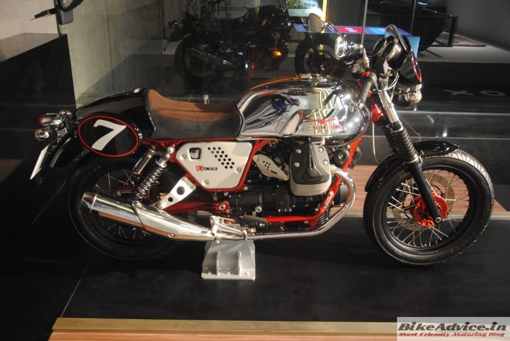Motoplex-Moto-Guzzi-V72-Racer (1)