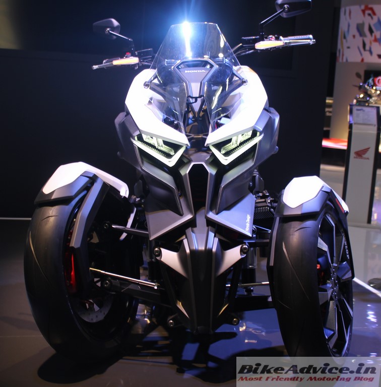 Honda-Neowing-Tricycle-Pics-front