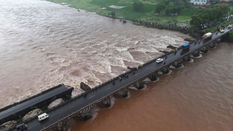 Mumbai Goa bridge collapse 2