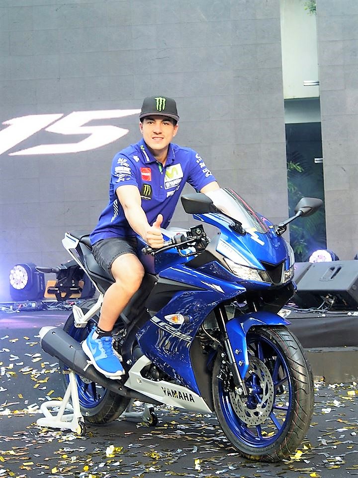 Yamaha R15 v3 Launched in Thailand Pics Details