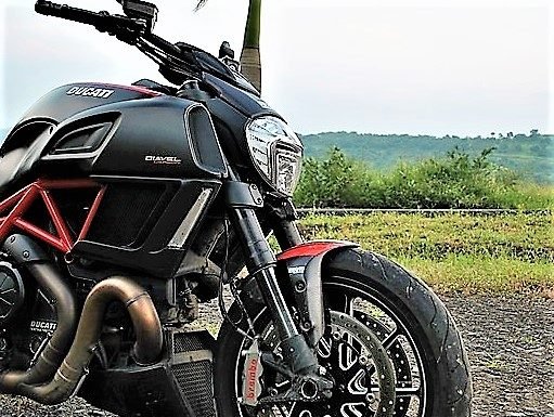 Ducati-Diavel-side-view featured