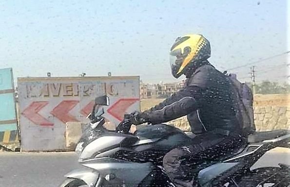 2017 Fazer 250 Spy Pics Side (3)