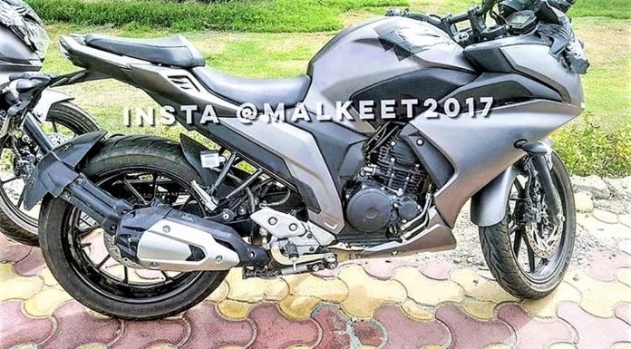 2017 Yamaha Fazer 250 Spy Pic side grey
