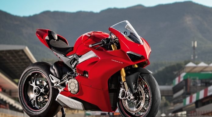 Ducati Panigale V4 pics (2) Ducati Approved Details