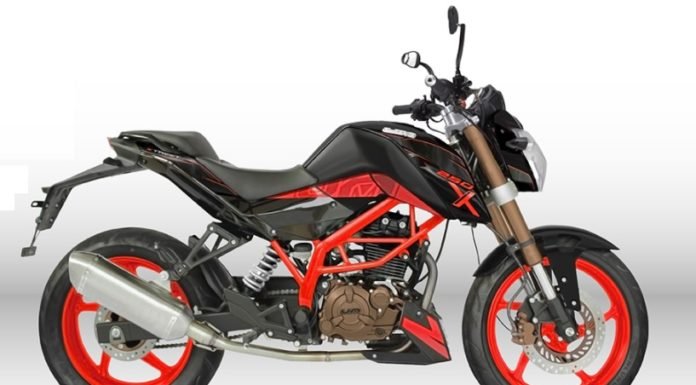 Xtreet 250X duke clone pic UM Motorcycles Chinese
