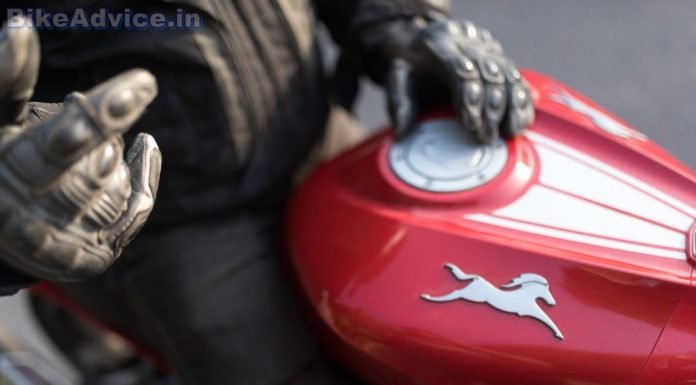 TVS Apache RR 310 fuel tank capacity fuel efficiency