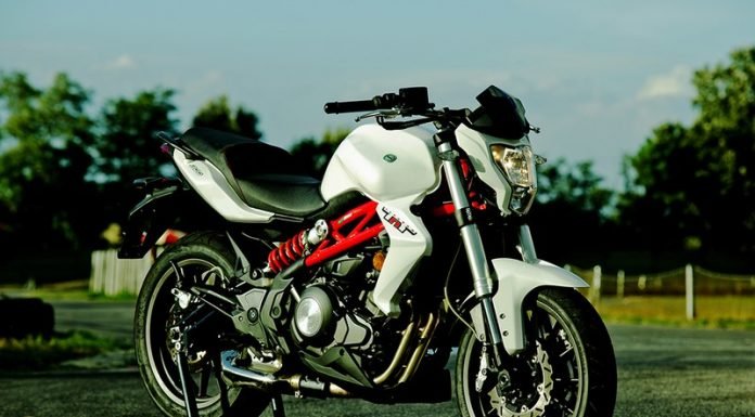 Benelli TNT 300 price