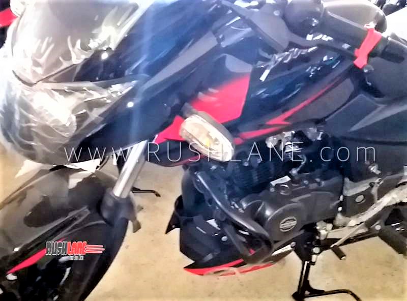 Spied 2019 Pulsar 150 Abs Launch Soon Spotted At Dealership
