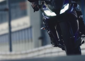 Yamaha YZF R15 ABS Video