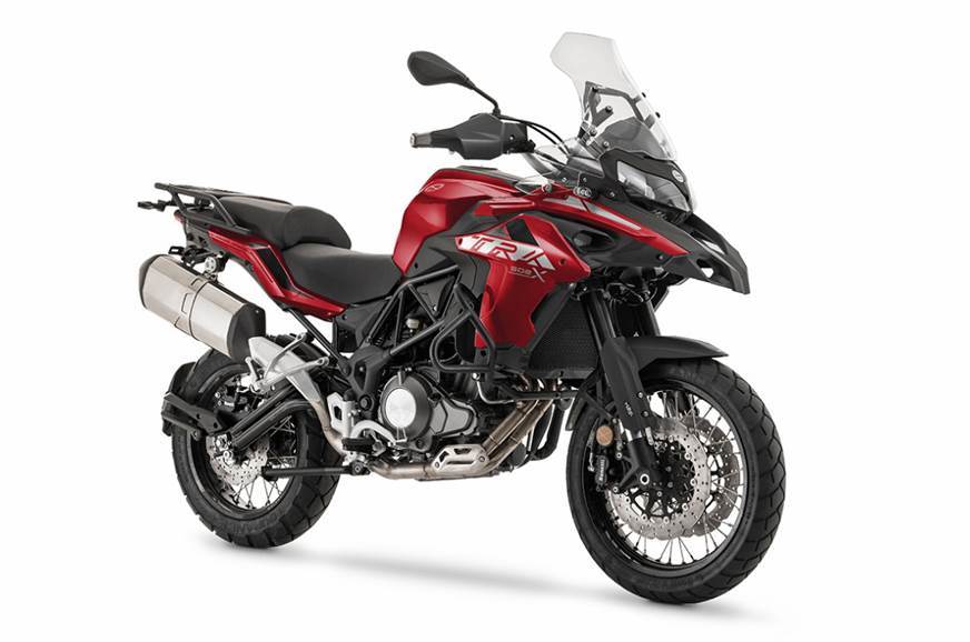 Benelli BS6 launches
