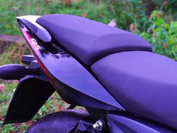 pulsar 125 split seat cover
