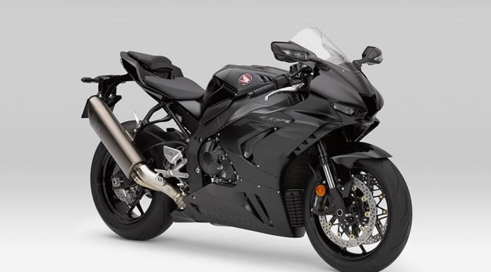2020-Honda-Fireblade-XBR1000RRR-Black-pic