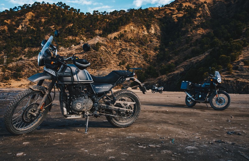 2020 Himalayan BS6 Pics Gallery - All Colours & Prices