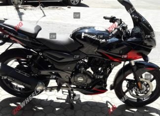Highest Selling Big Pulsar: Pulsar 220 BS6 Spied at a Dealership