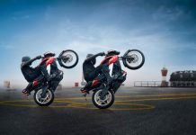 Bajaj Pulsar AD: Riders Follow ‘2 Gaz ki Doori’ While Performing Stunts