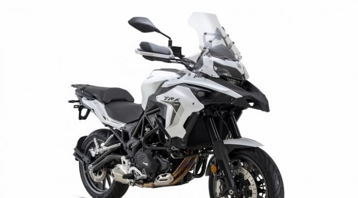 2021-Benelli-TRK502-pics-white (2)
