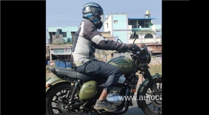 2021-Jawa-Forty-Two-Spy-Pic-2