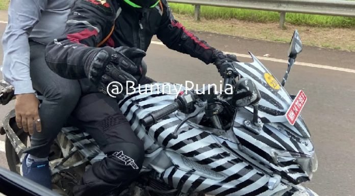 2022-Pulsar-250-Spy-Pic-1