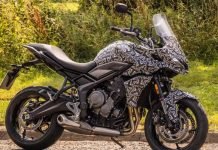 Smallest Triumph Tiger 660 Under Works: TEASED triumph tiger 660