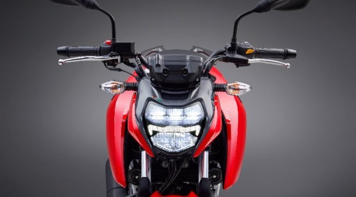 2022-TVS-Apache-160r-pic-headlamp