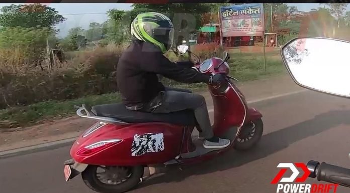 Husqvarna-vektorr-bajaj-chetak-pic