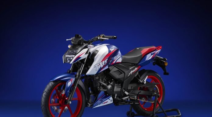 TVS-Apache-RTR-165-RP-White-2